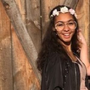 Meet your Posher, Deborah